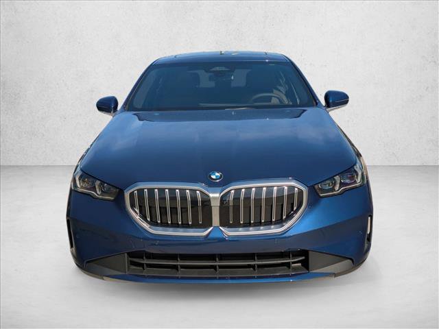 Used 2026 BMW 530i xDrive w/ Premium Package AWD/4WD image 6
