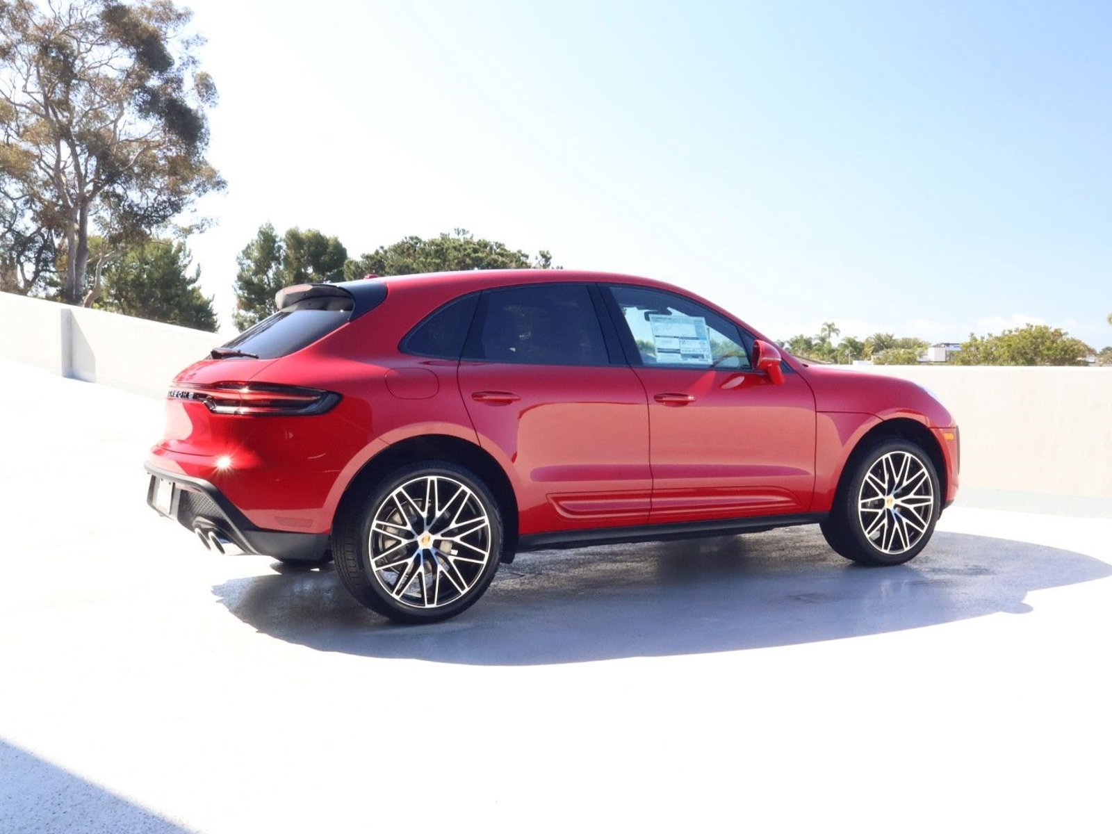 New 2026 Porsche Macan AWD/4WD image 8