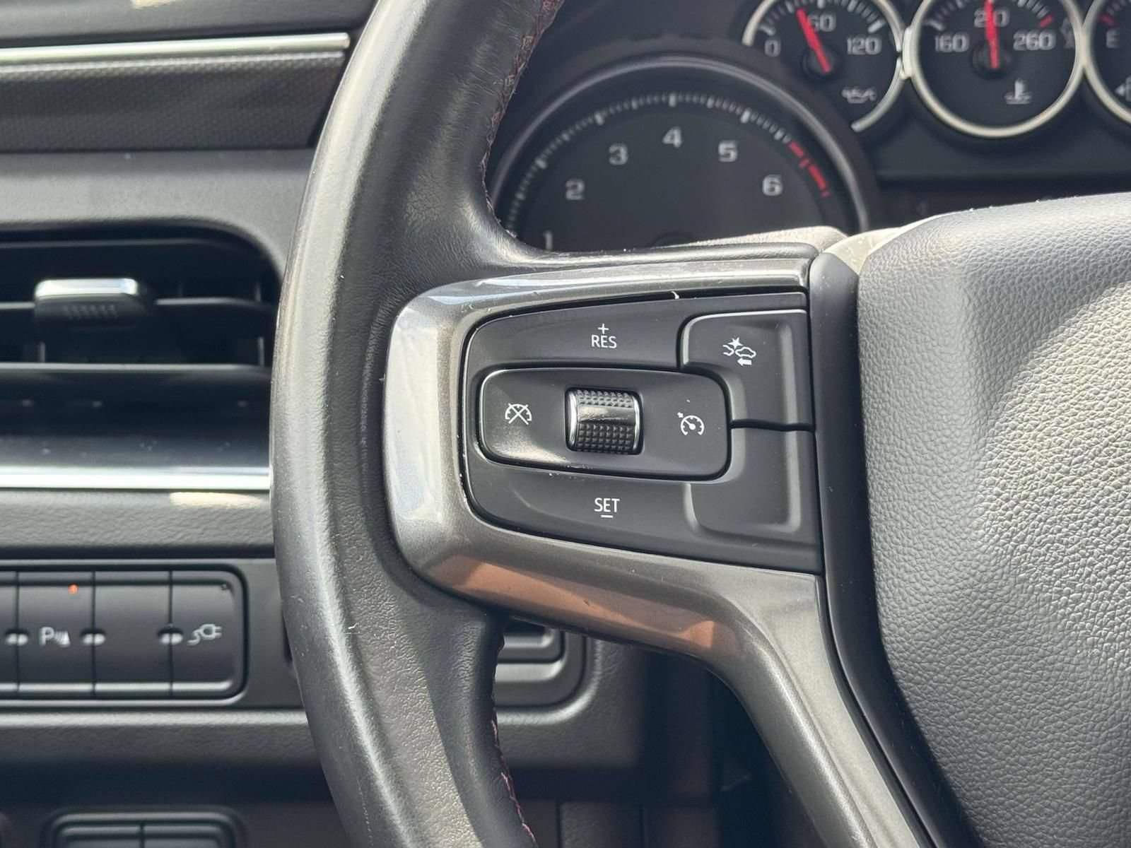 Used 2021 Chevrolet Tahoe RST AWD/4WD image 7