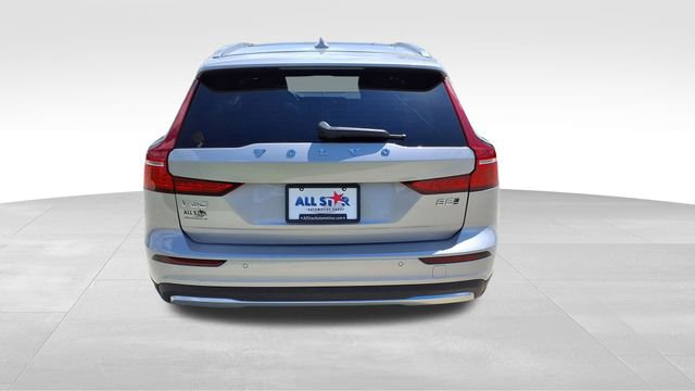 Certified 2025 Volvo V60 B5 Cross Country Plus AWD/4WD image 7