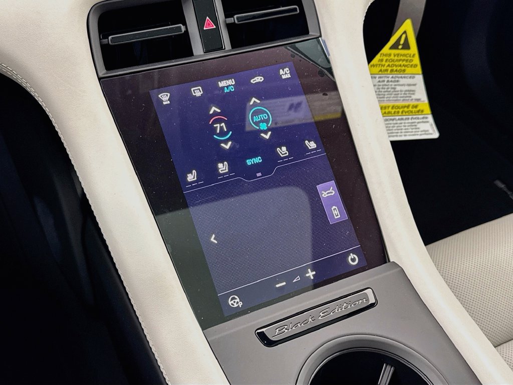 New 2026 Porsche Taycan AWD/4WD image 22