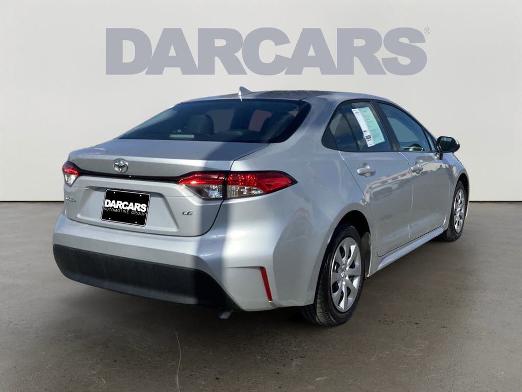 Used 2025 Toyota Corolla LE image 4