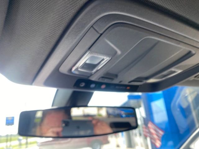 Used 2022 Chevrolet Silverado 1500 LT image 16