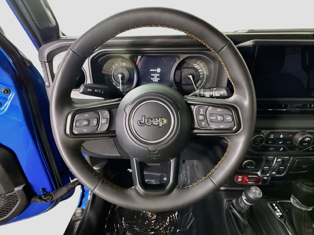 Used 2024 Jeep Wrangler Unlimited AWD/4WD image 19