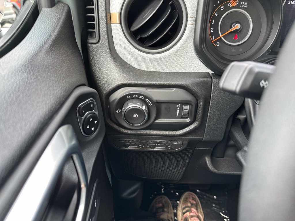 New 2026 Jeep Wrangler Unlimited Sport AWD/4WD image 24