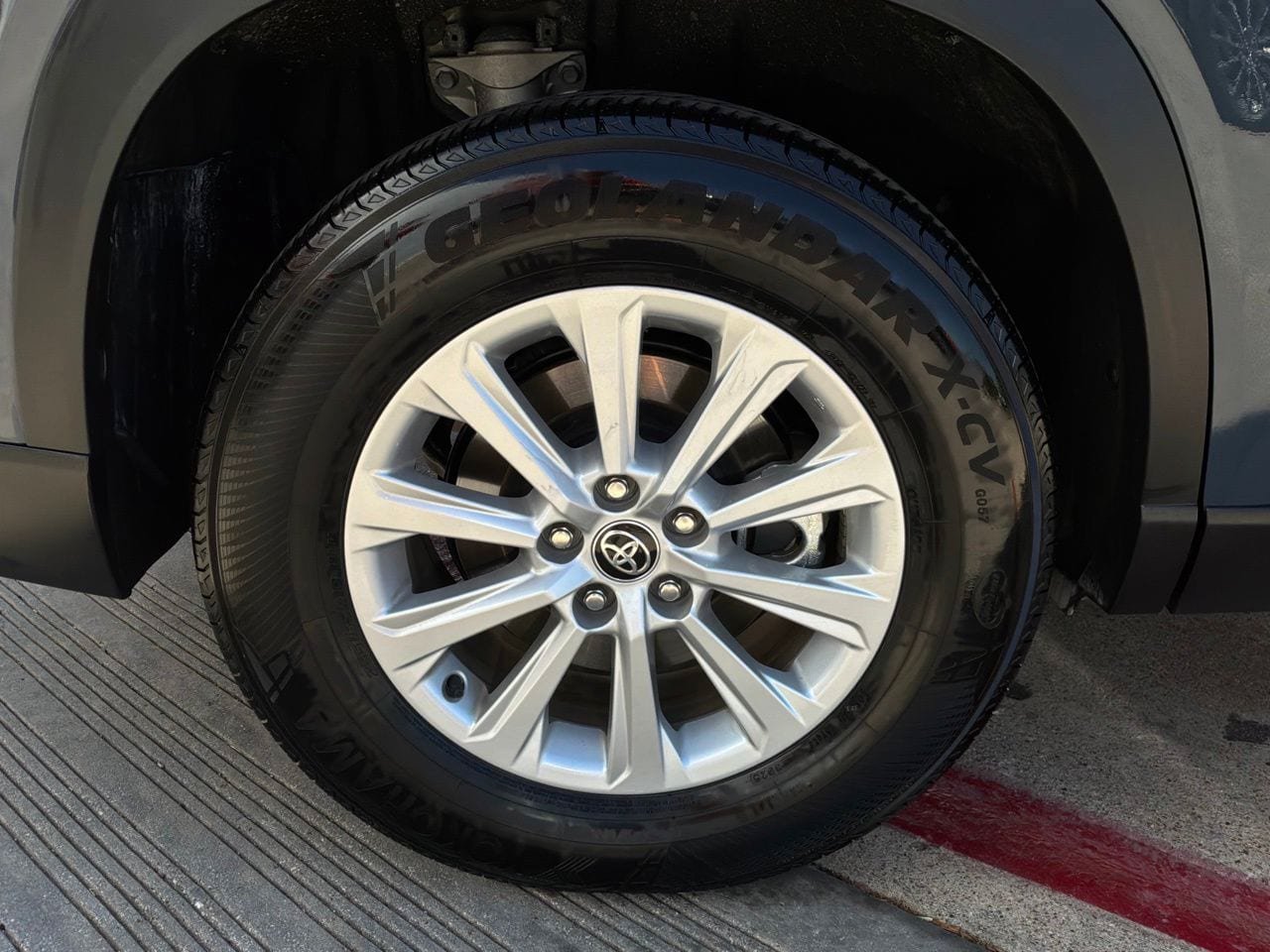 Used 2026 Toyota Grand Highlander FWD image 9