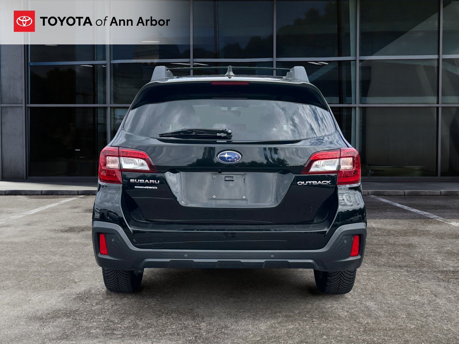 Used 2019 Subaru Outback 2.5i Limited AWD/4WD image 11