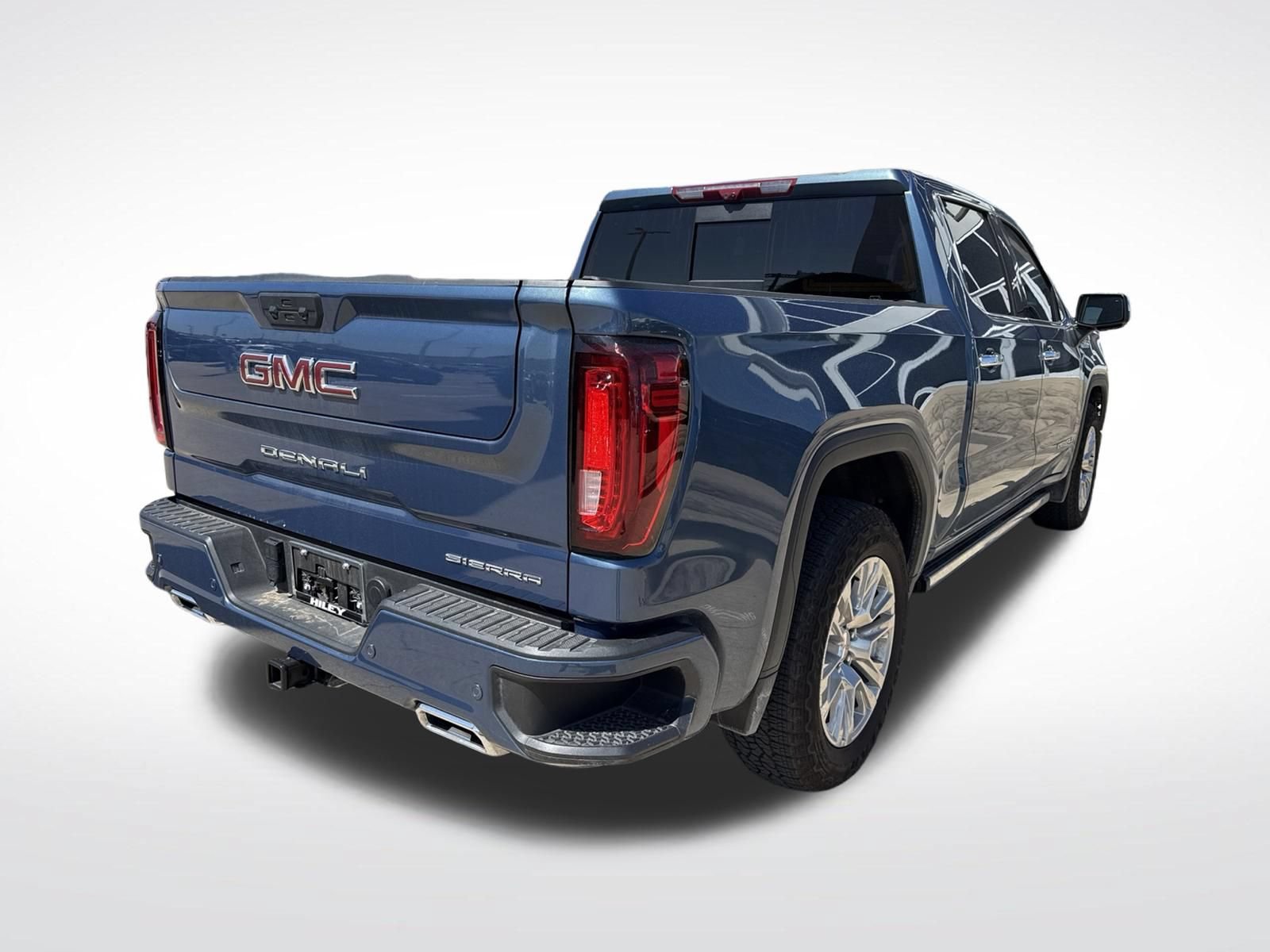 Used 2025 GMC Sierra 1500 Denali w/ Technology Package AWD/4WD image 6