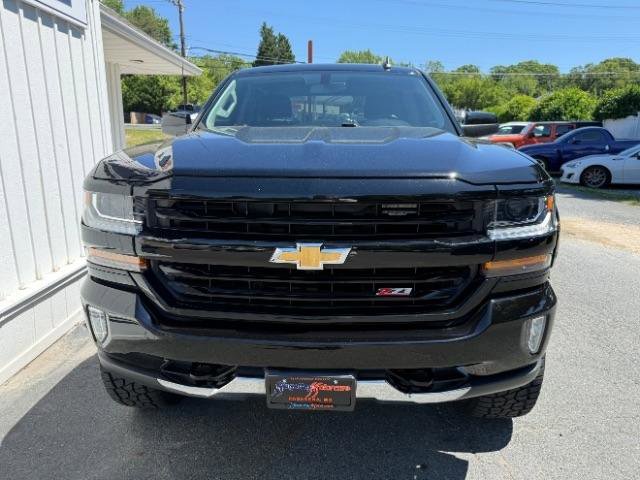 Used 2018 Chevrolet Silverado 1500 LT w/ All Star Edition AWD/4WD image 16