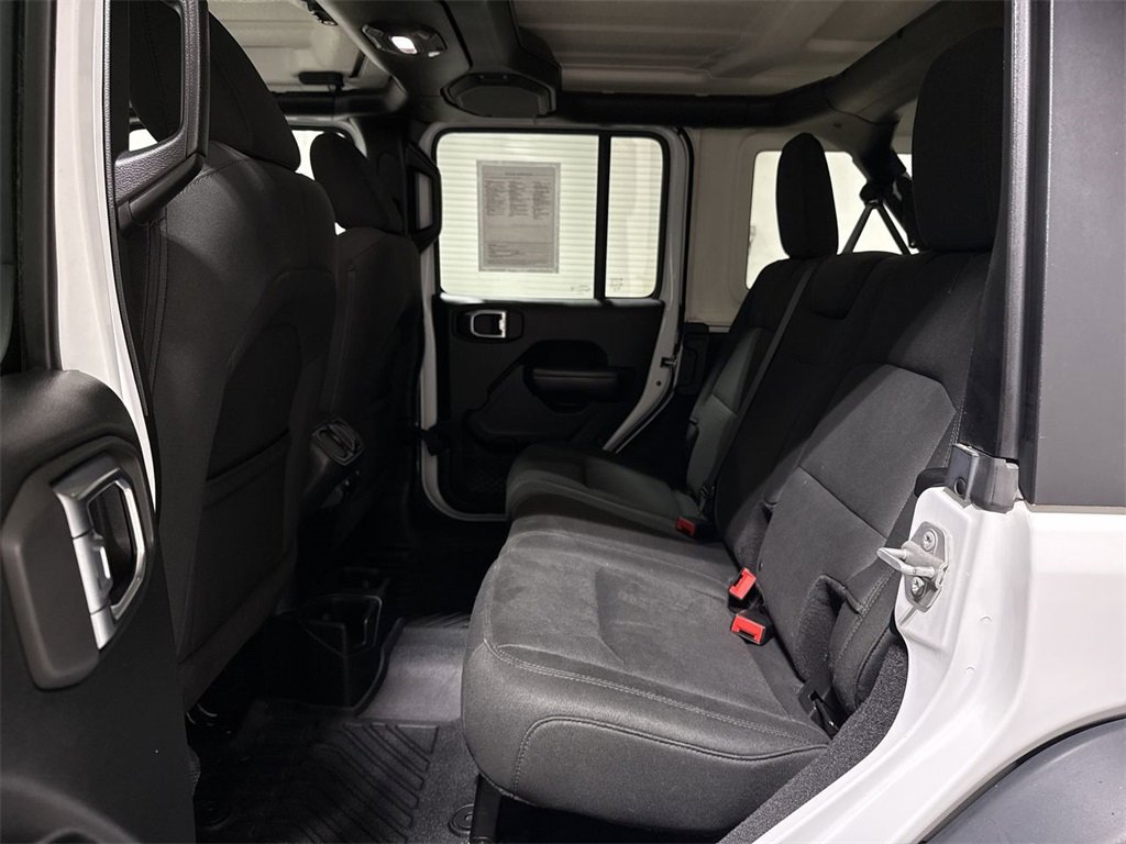 Used 2018 Jeep Wrangler Unlimited Sport S image 22