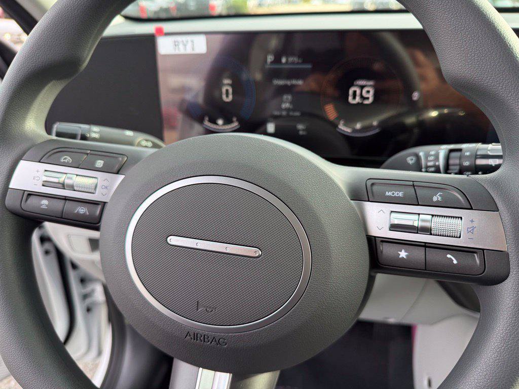 New 2027 Hyundai Kona SE AWD/4WD image 19