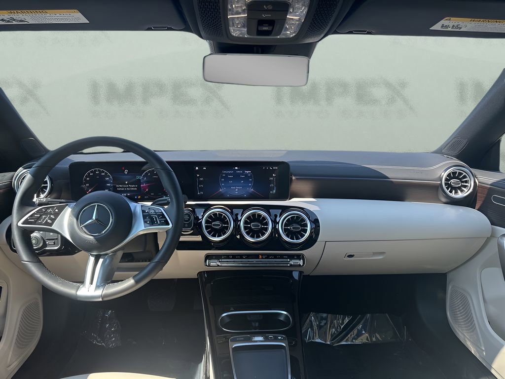 Used 2025 Mercedes-Benz CLA 250 4MATIC image 14