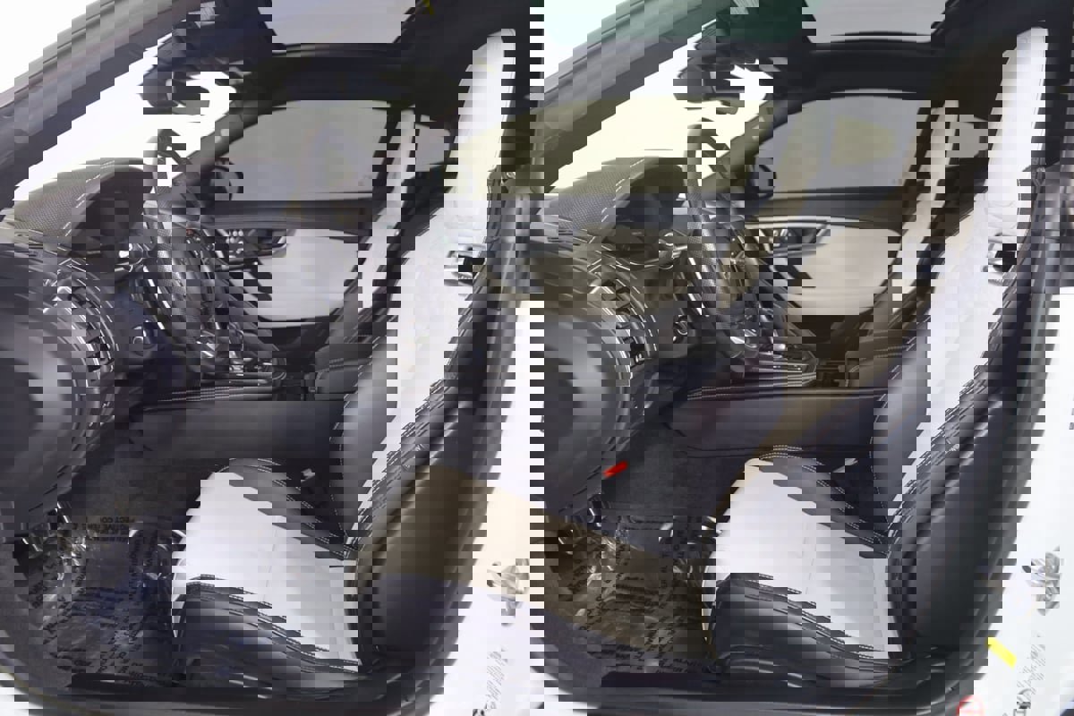 Used 2021 Jaguar F-TYPE R image 12