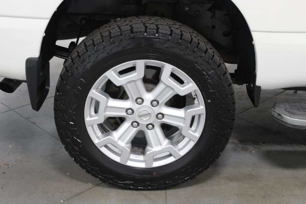 Used 2017 Nissan Titan SL RWD image 17