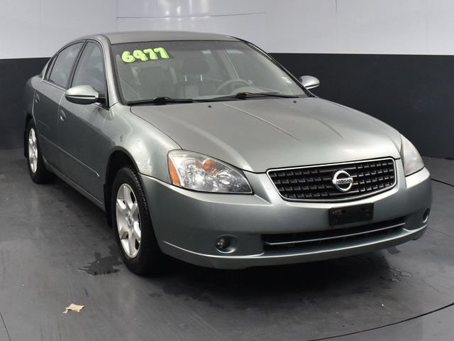 Used 2005 Nissan Altima 2.5 S w/ (F01) Convenience Pkg FWD image 4