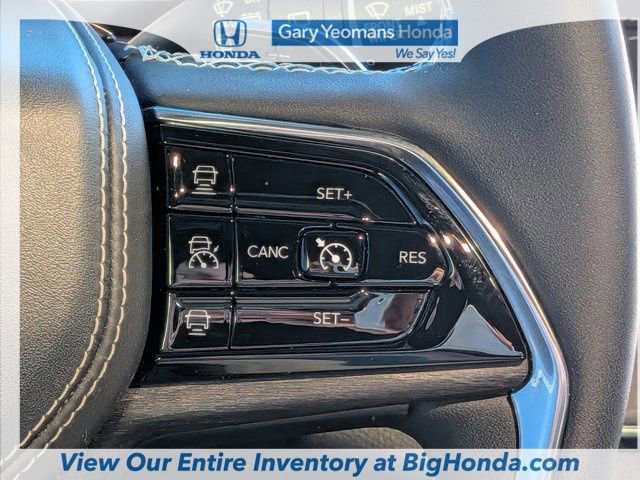 Used 2023 Jeep Grand Cherokee Overland w/ Luxury Tech Group IV image 30