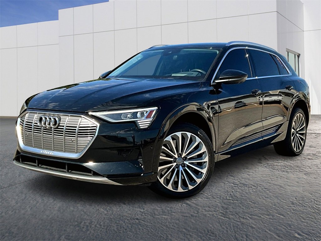 Used 2019 Audi e-tron Prestige w/ Prestige Package