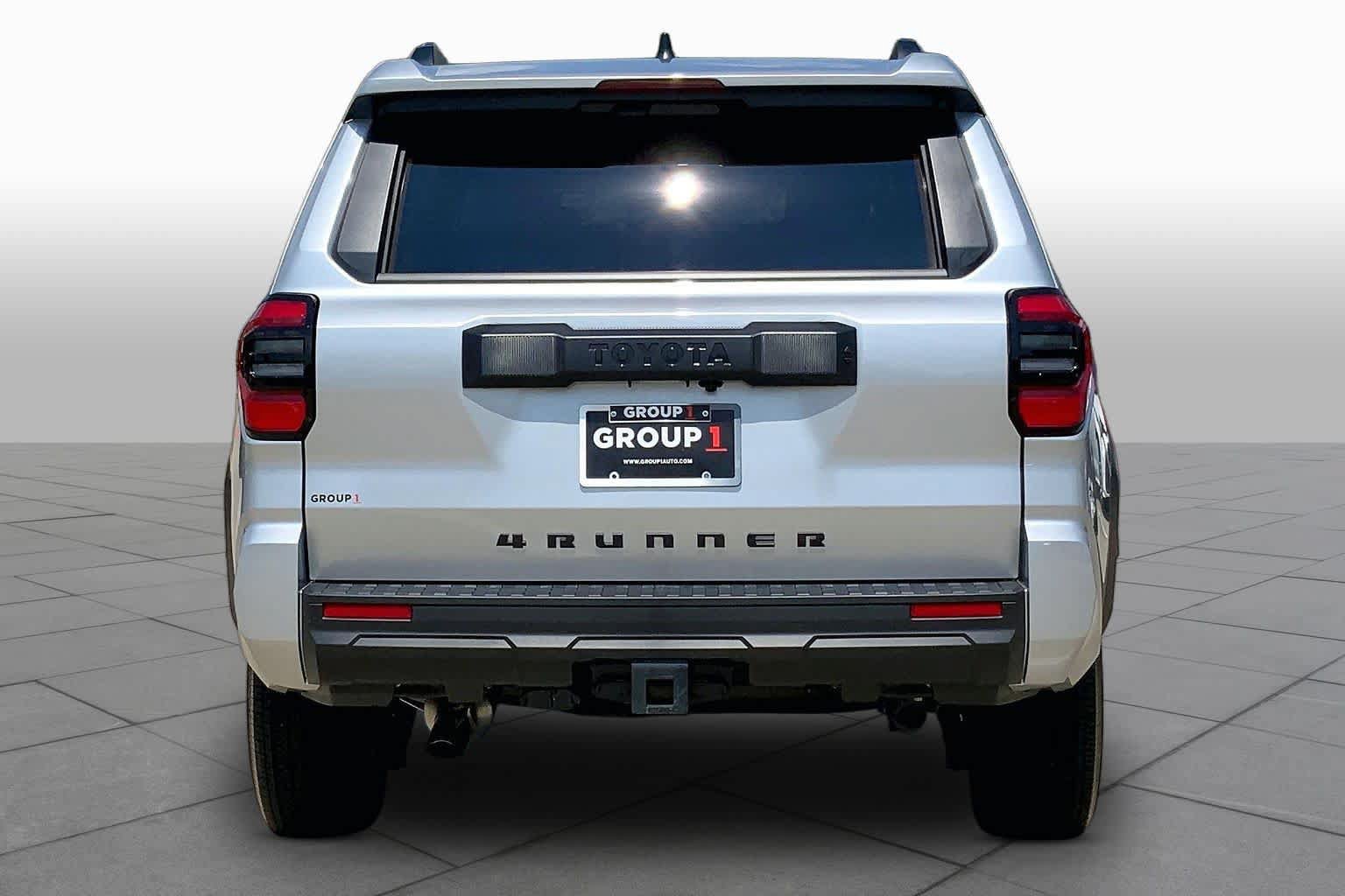 Used 2026 Toyota 4Runner SR5 AWD/4WD image 5