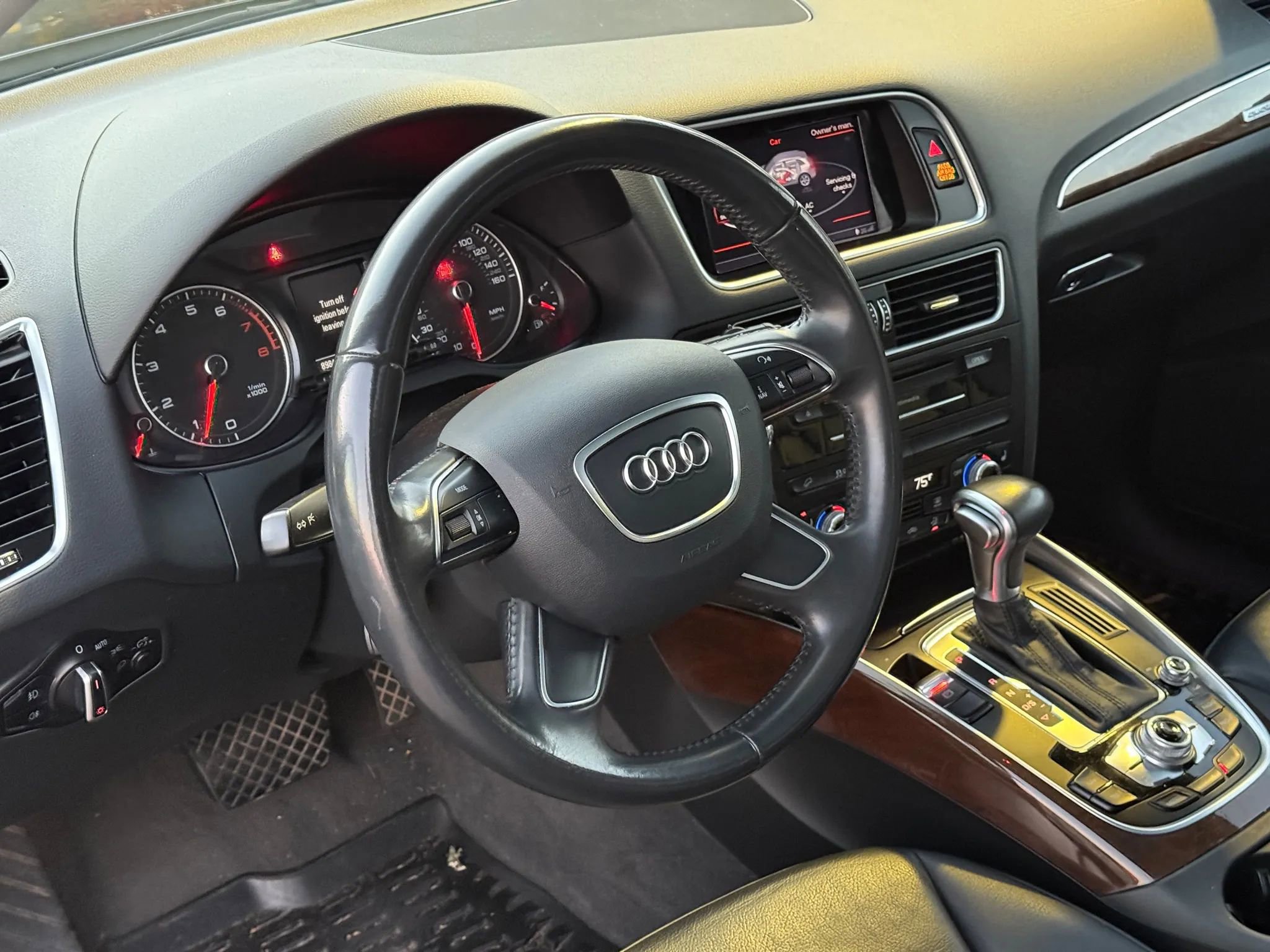 Used 2016 Audi Q5 2.0T Premium w/ Audi MMI Navigation Plus image 10