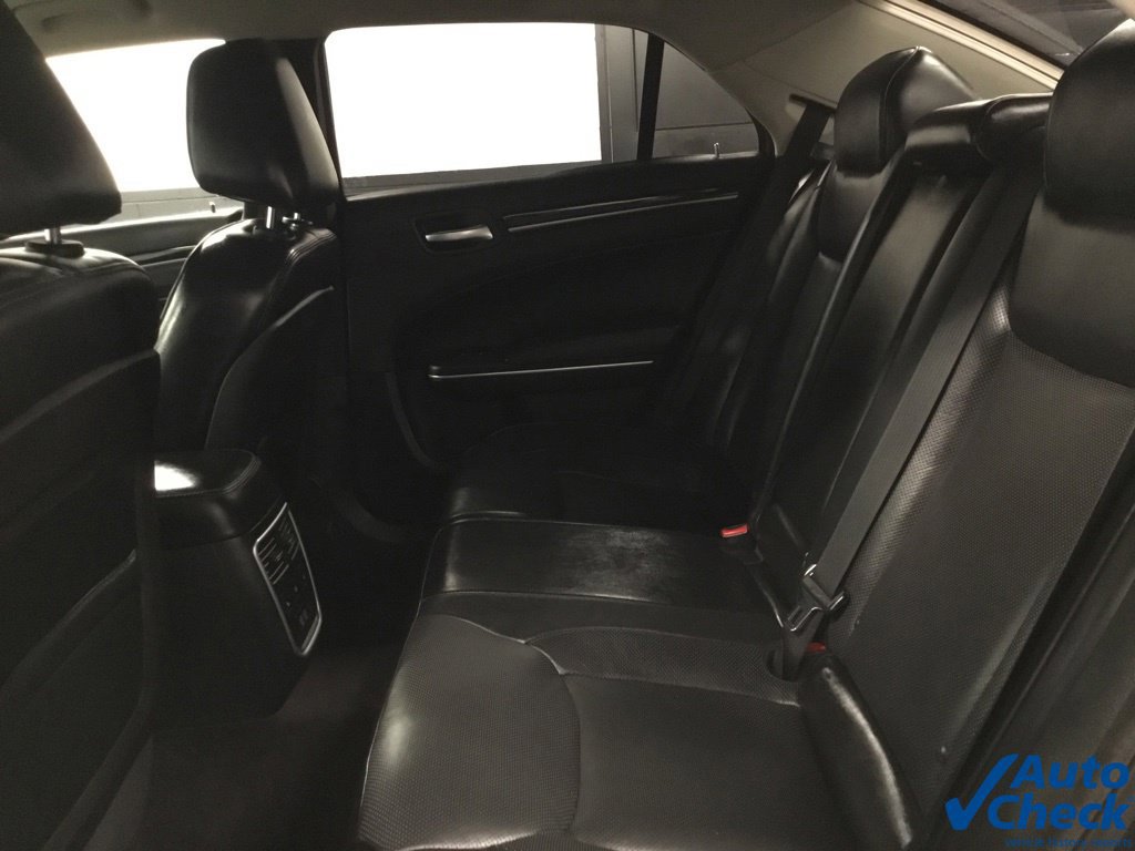 Used 2017 Chrysler 300 C AWD/4WD image 29