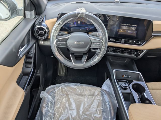 New 2026 Chevrolet Equinox ACTIV w/ Convenience Package III FWD image 15