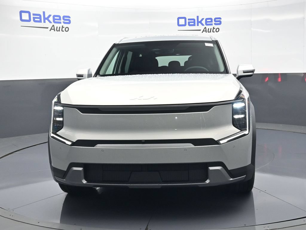 New 2026 Kia EV9 Wind AWD/4WD image 3