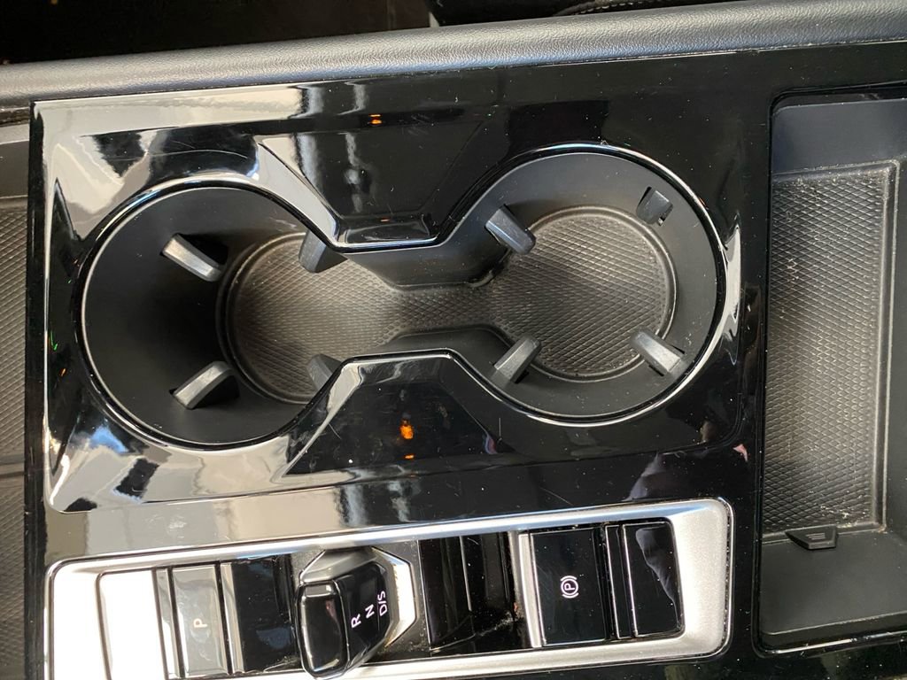 Used 2024 Volkswagen Atlas SE image 23