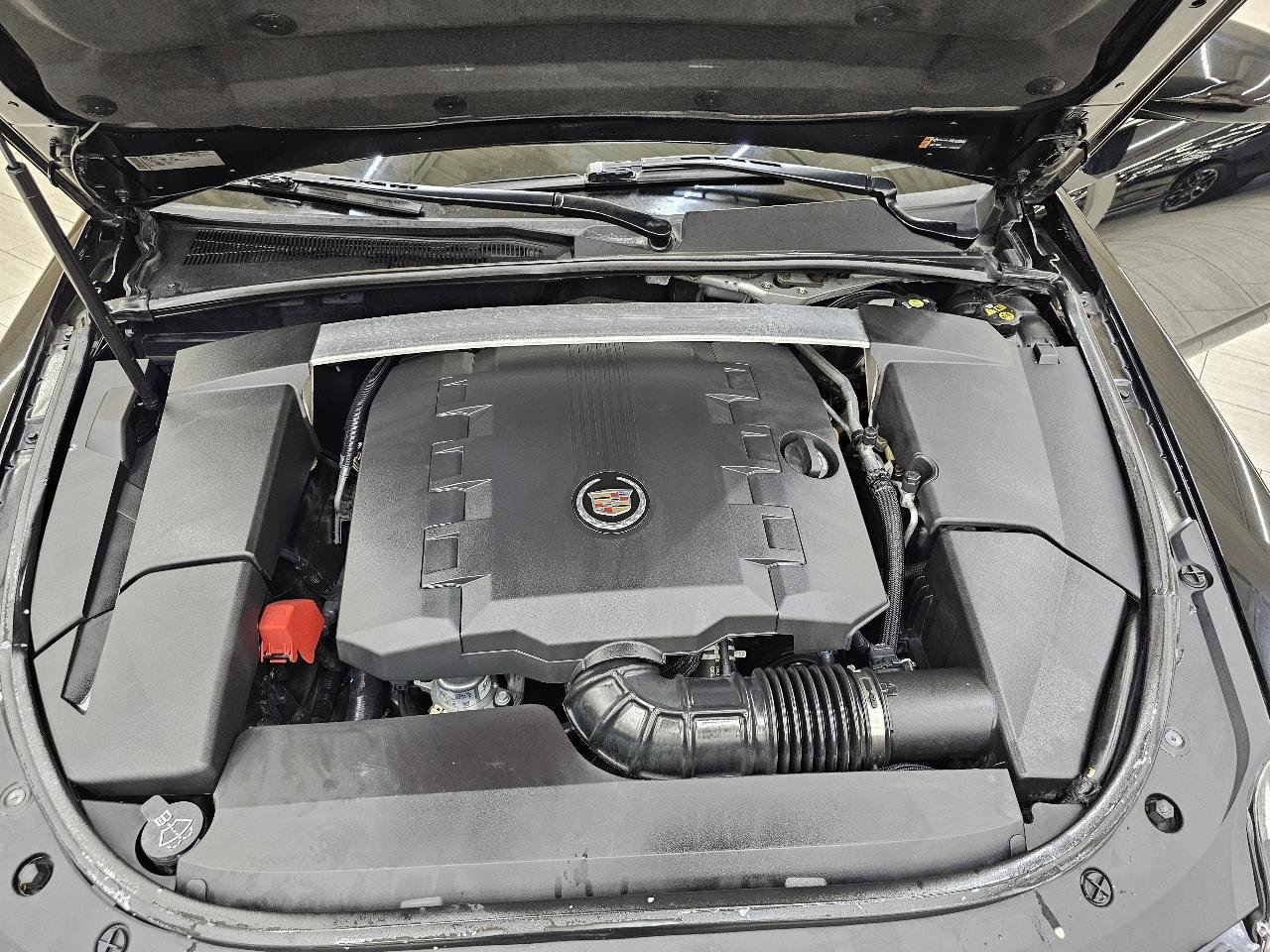 Used 2012 Cadillac CTS Premium RWD image 39