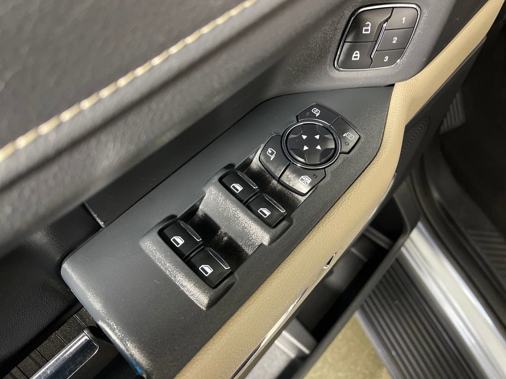 Used 2024 Ford Expedition Max Limited image 19