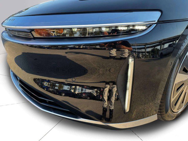 Used 2025 Lucid Air Pure image 11