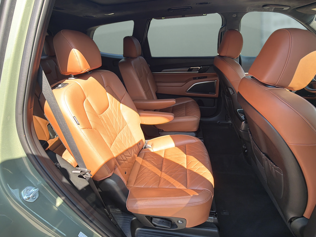 Used 2024 Kia Telluride SX Prestige X-Pro AWD/4WD image 30