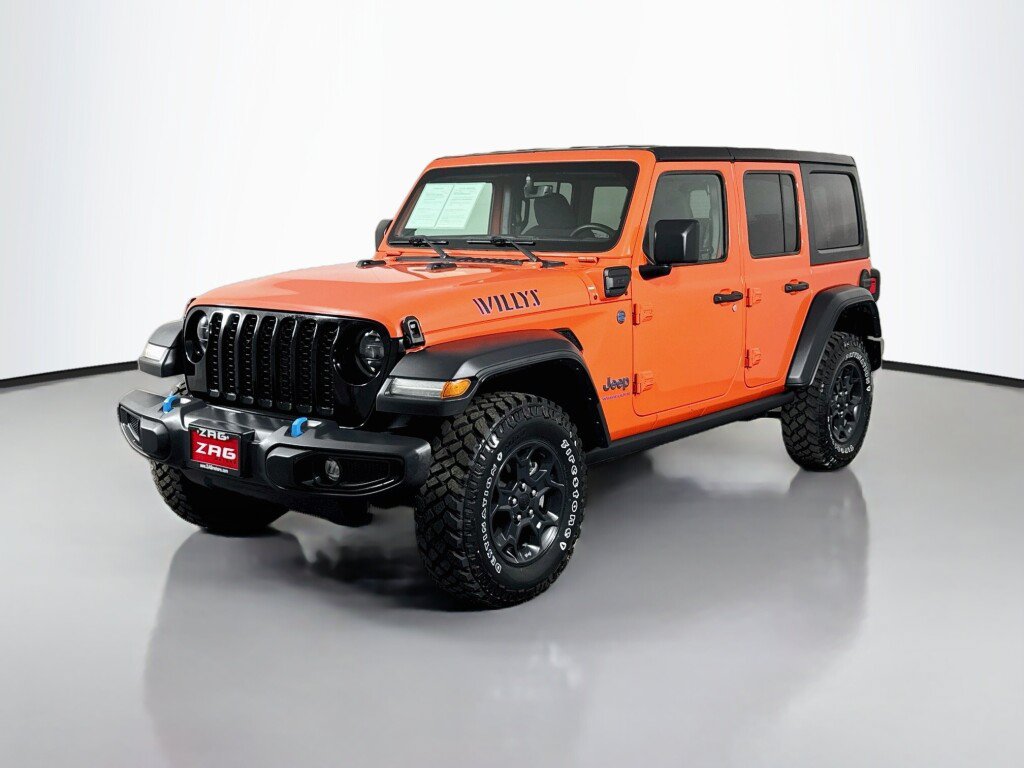 Used 2023 Jeep Wrangler Unlimited w/ Cold Weather Group