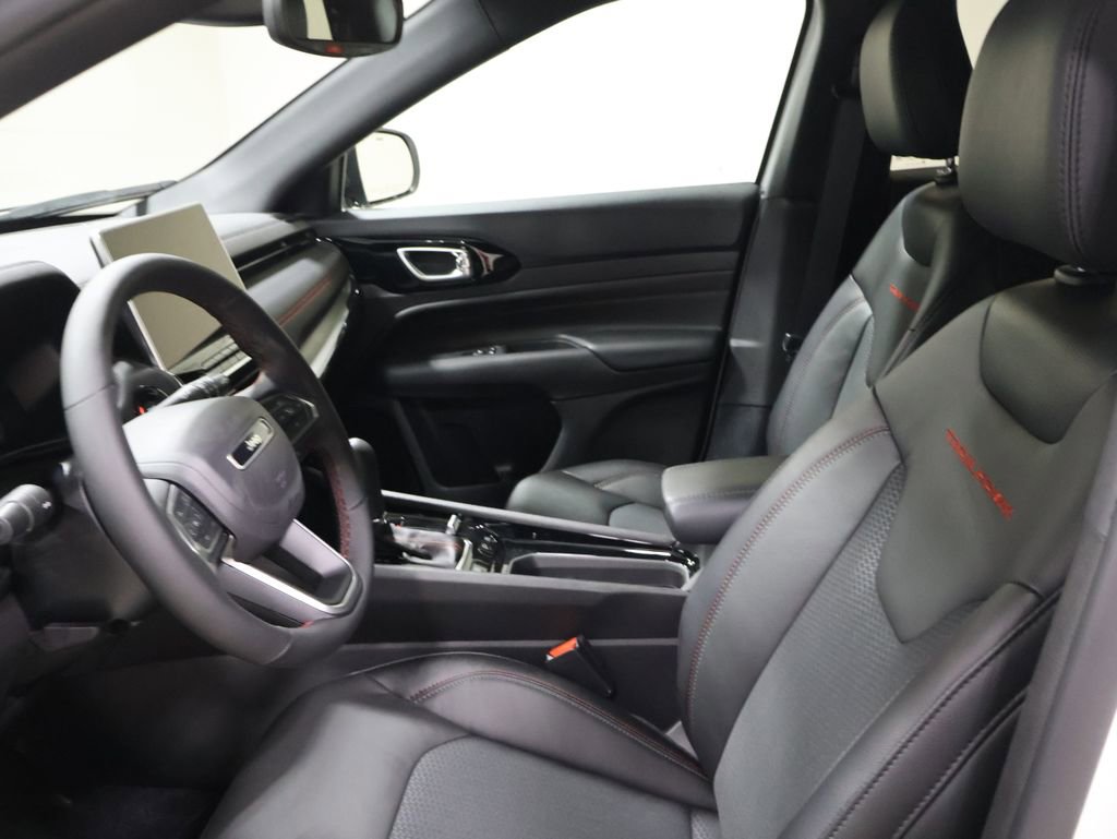 New 2026 Jeep Compass Trailhawk image 9