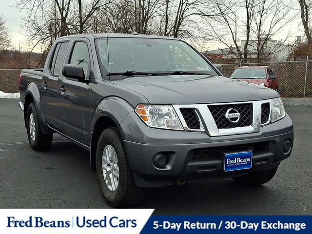 Used 2018 Nissan Frontier SV image 2