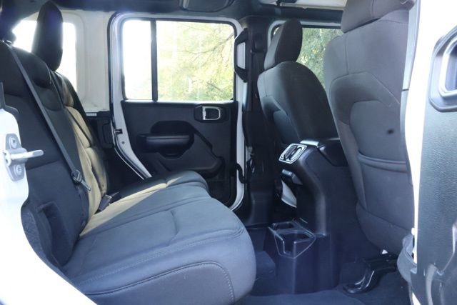 Used 2018 Jeep Wrangler Unlimited Sport S image 16