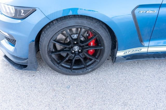 Used 2020 Ford Mustang Shelby GT350 w/ Technology Package image 9