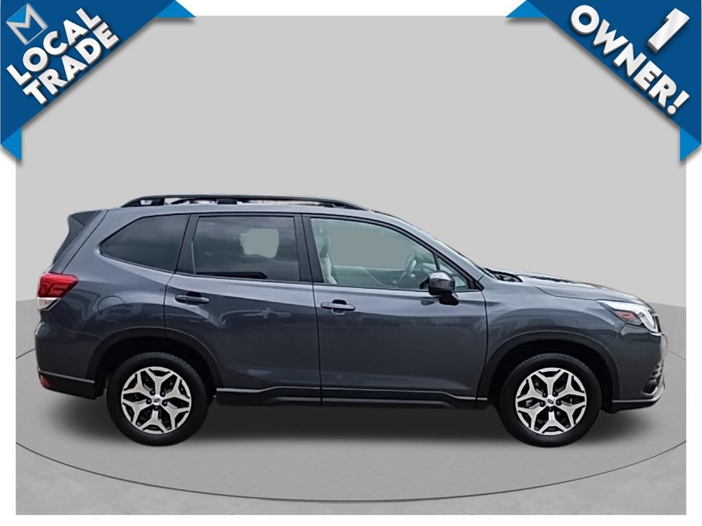 Used 2024 Subaru Forester Premium AWD/4WD image 4
