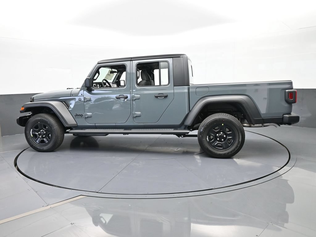 New 2026 Jeep Gladiator Sport AWD/4WD image 3