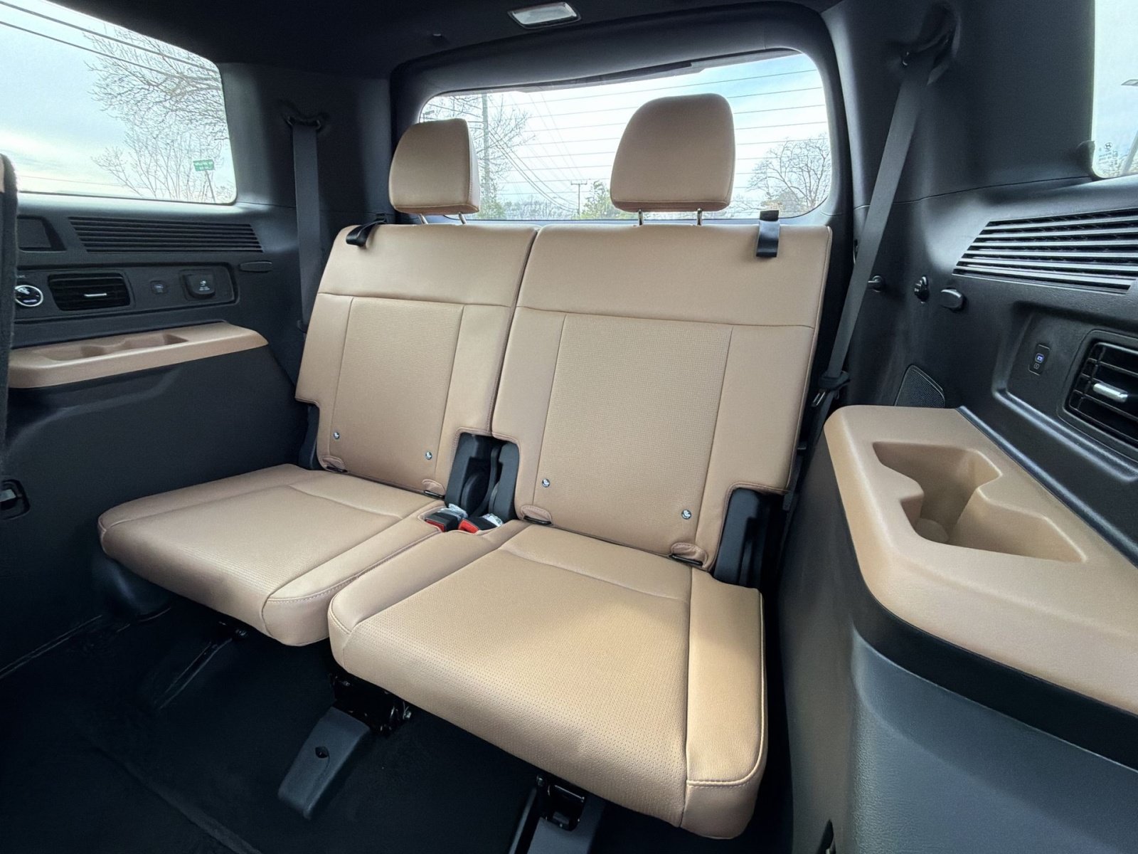 New 2026 Hyundai Santa Fe Limited FWD image 26