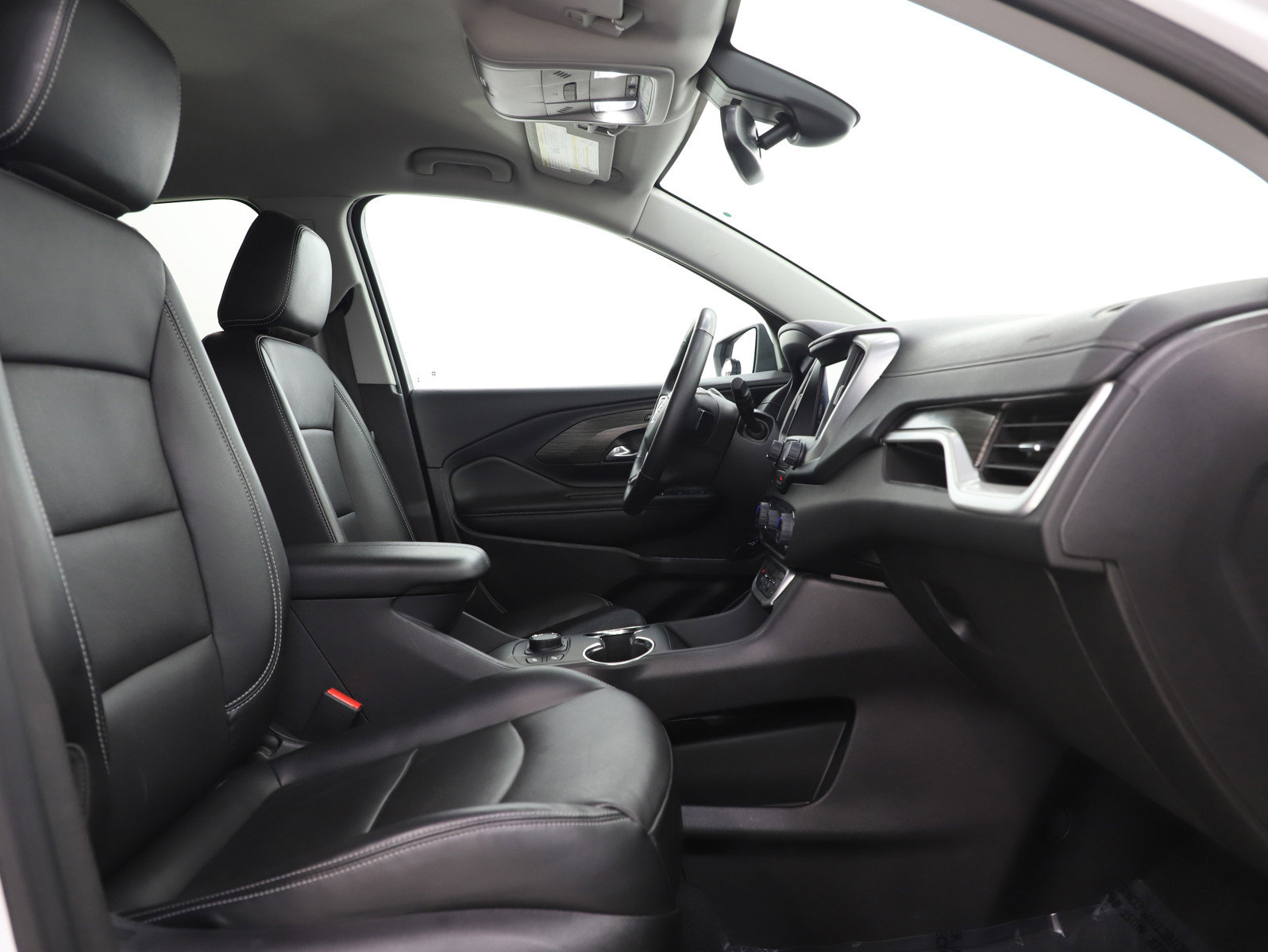 Used 2024 GMC Terrain SLT AWD/4WD image 13
