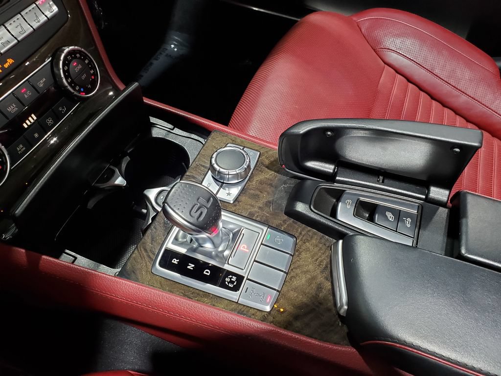 Used 2015 Mercedes-Benz SL 400 image 26