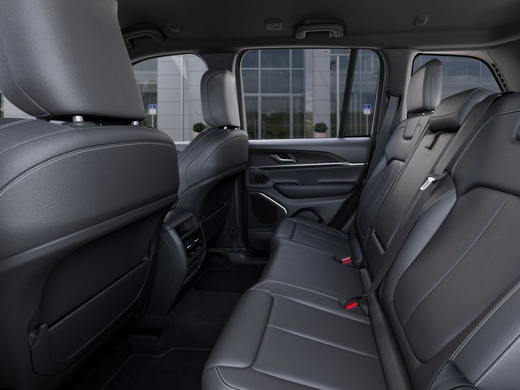 New 2026 Jeep Grand Cherokee Limited AWD/4WD image 24