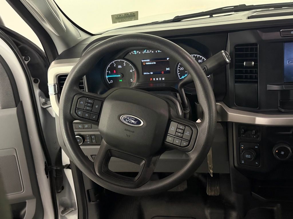 Used 2023 Ford F350 XLT AWD/4WD image 14