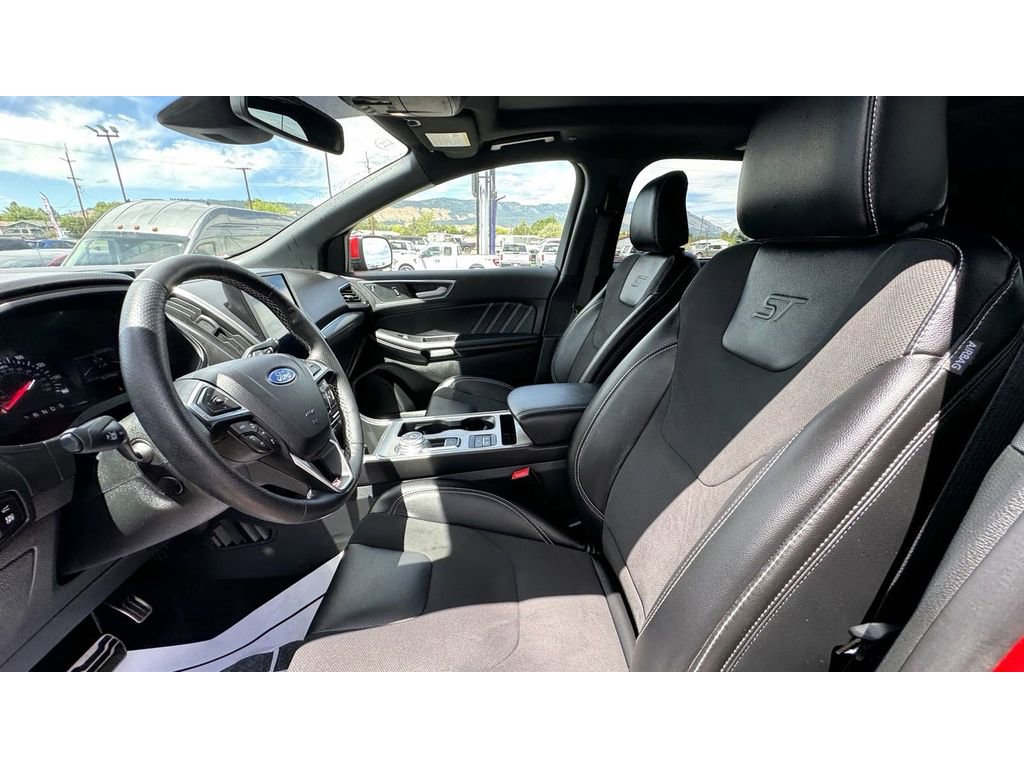 Used 2024 Ford Edge ST w/ Equipment Group 401A AWD/4WD image 17