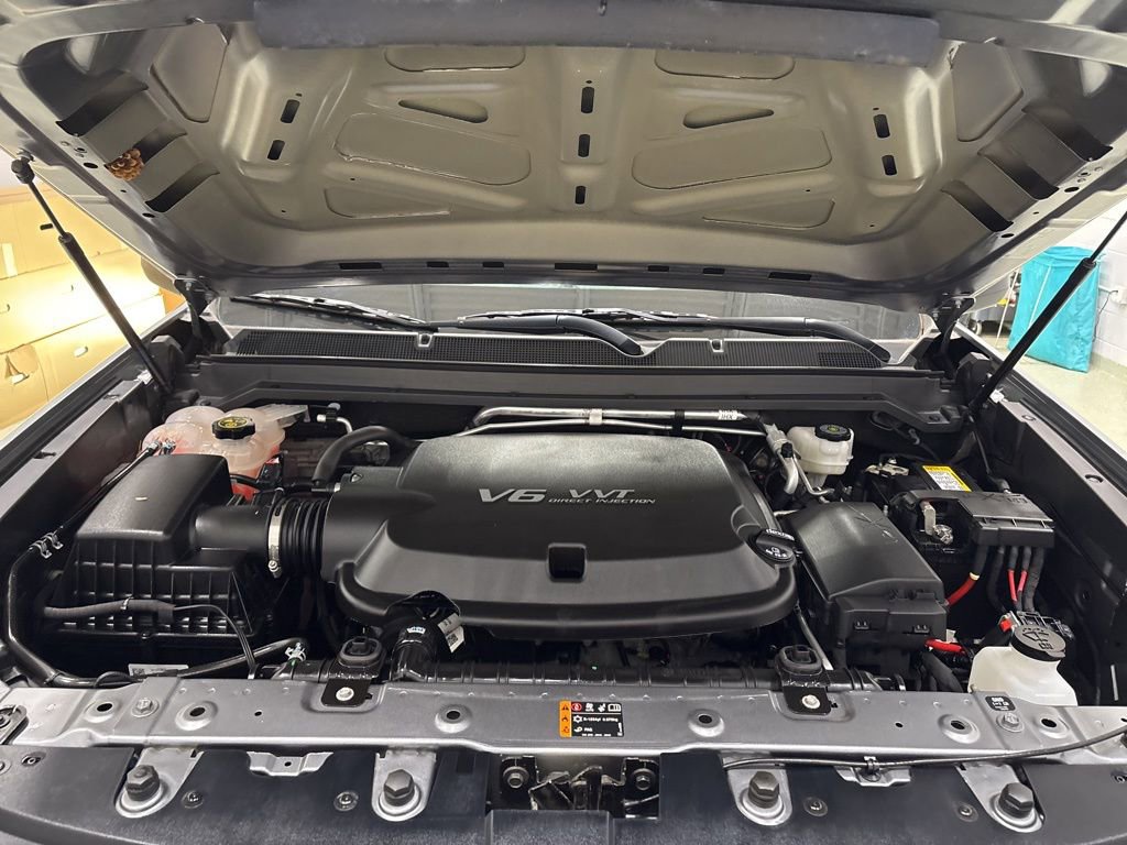 Used 2021 Chevrolet Colorado W/T w/ WT Convenience Package image 11