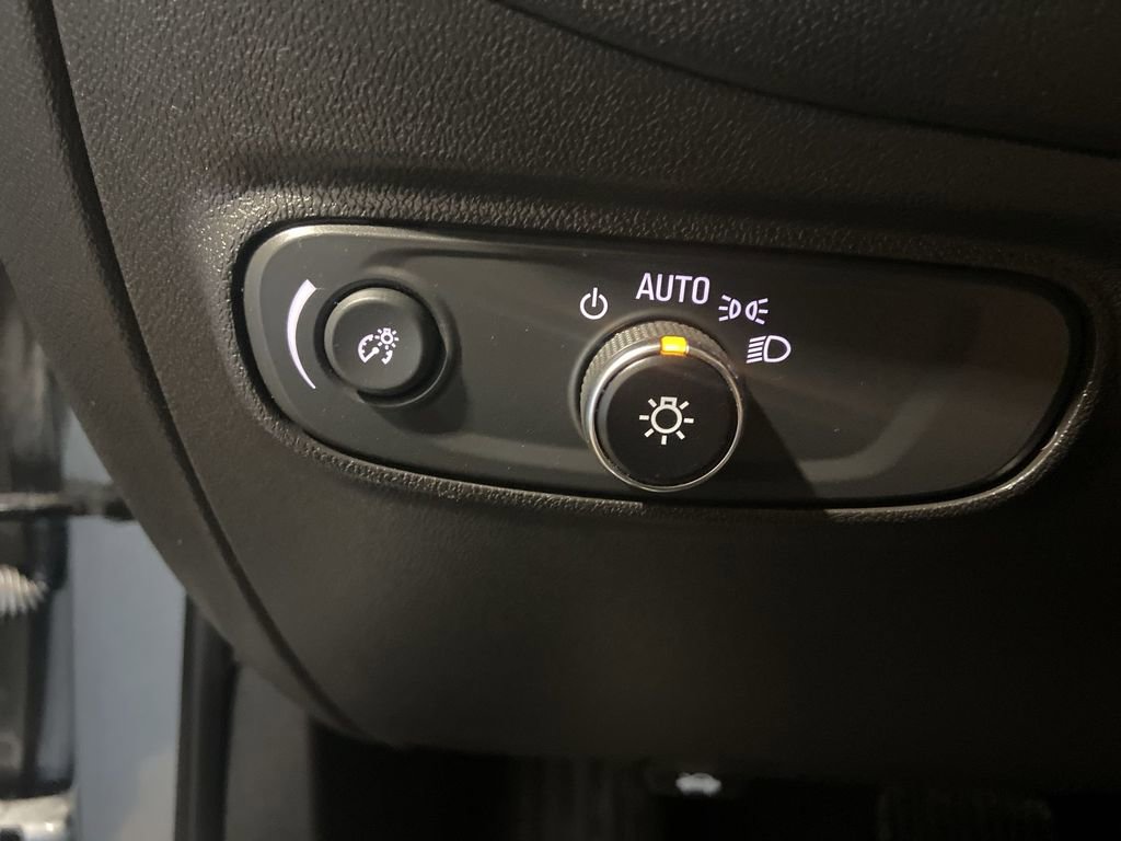 Certified 2023 Chevrolet Equinox LT AWD/4WD image 18