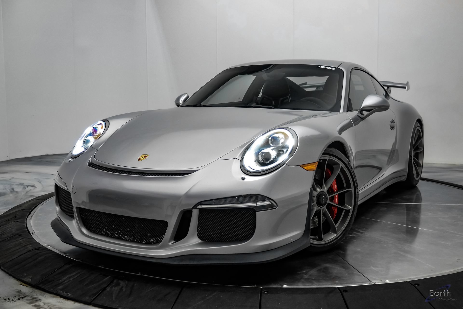 Used 2015 Porsche 911 GT3 RWD image 6