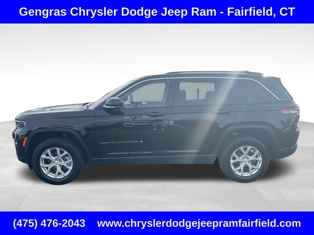 Used 2023 Jeep Grand Cherokee Limited w/ Luxury Tech Group II AWD/4WD image 4