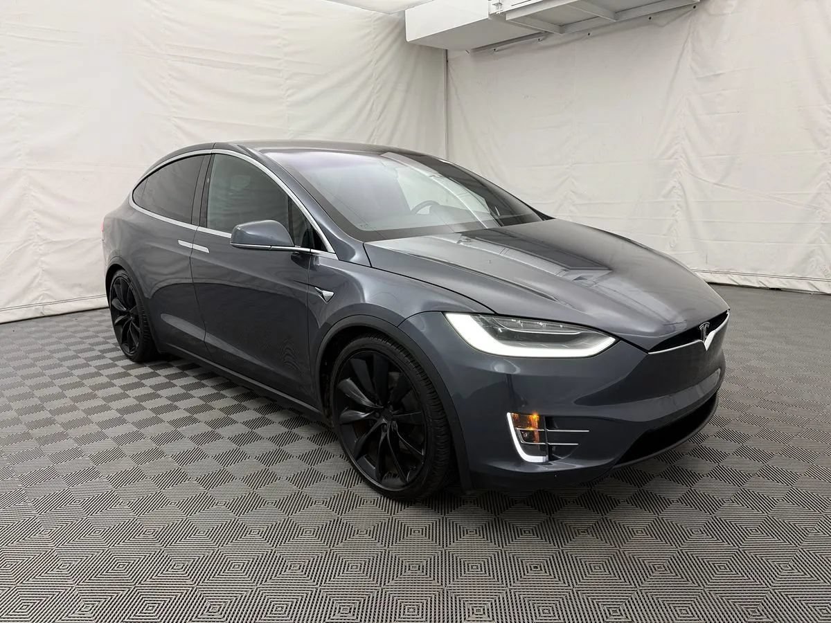 Used 2019 Tesla Model X AWD/4WD image 4