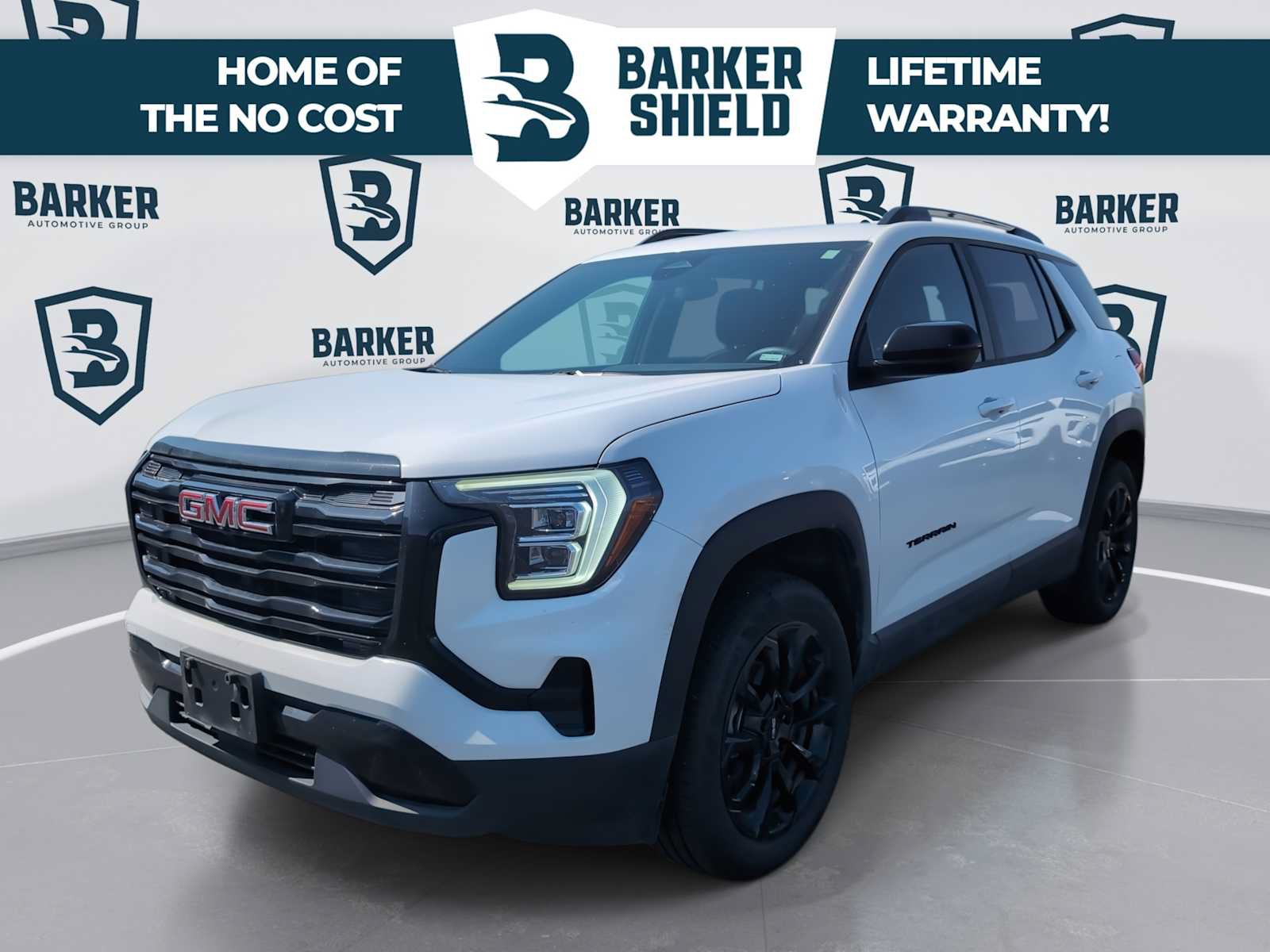 Used 2026 GMC Terrain Elevation w/ Elevation Premium Package FWD image 1
